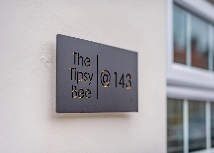 The Tipsy Bee At 143,